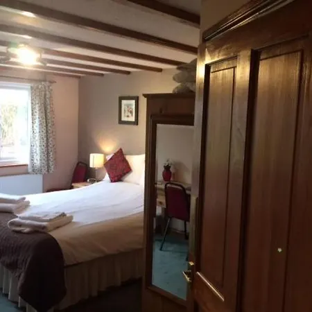 Crown House & Bed and breakfast Helston